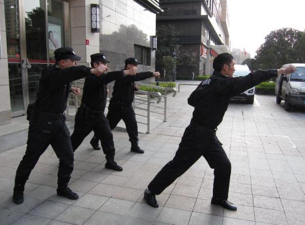 襄陽戎安保安公司給您介紹下保安人員的上崗證辦理流程！